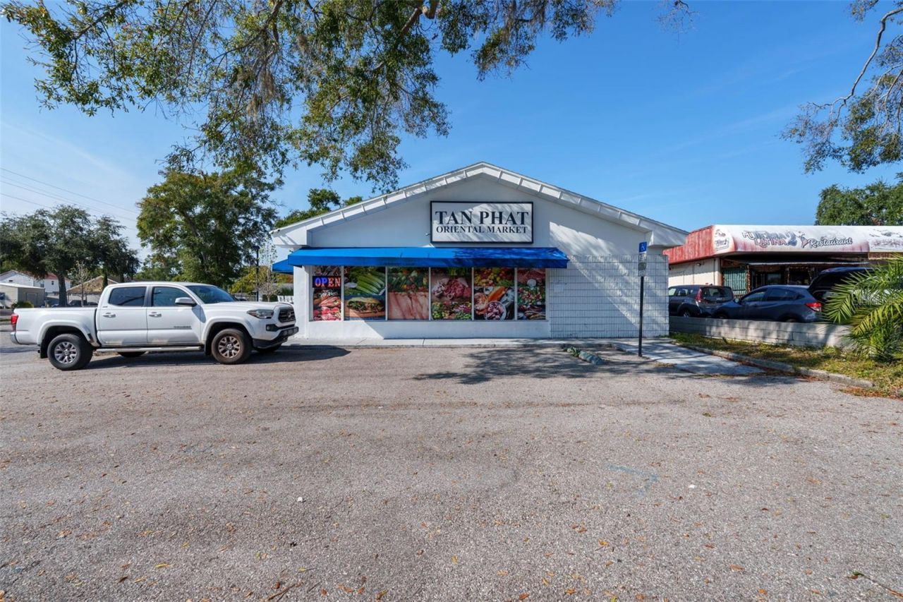 8202 N Armenia Avenue, Tampa, FL 33604 Photo