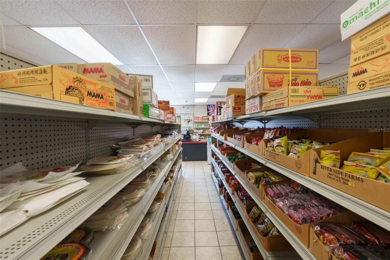 8202 N Armenia Avenue, Tampa, FL 33604 Photo