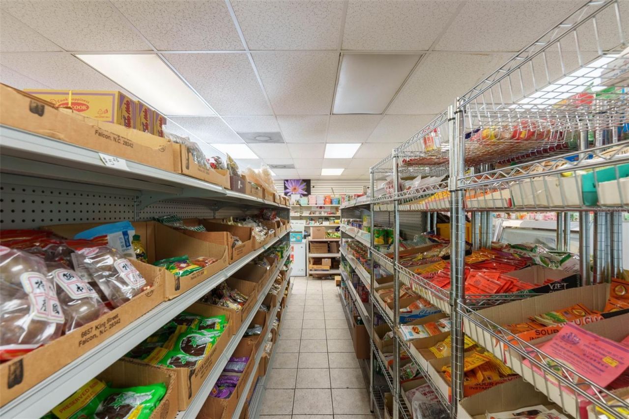 8202 N Armenia Avenue, Tampa, FL 33604 Photo