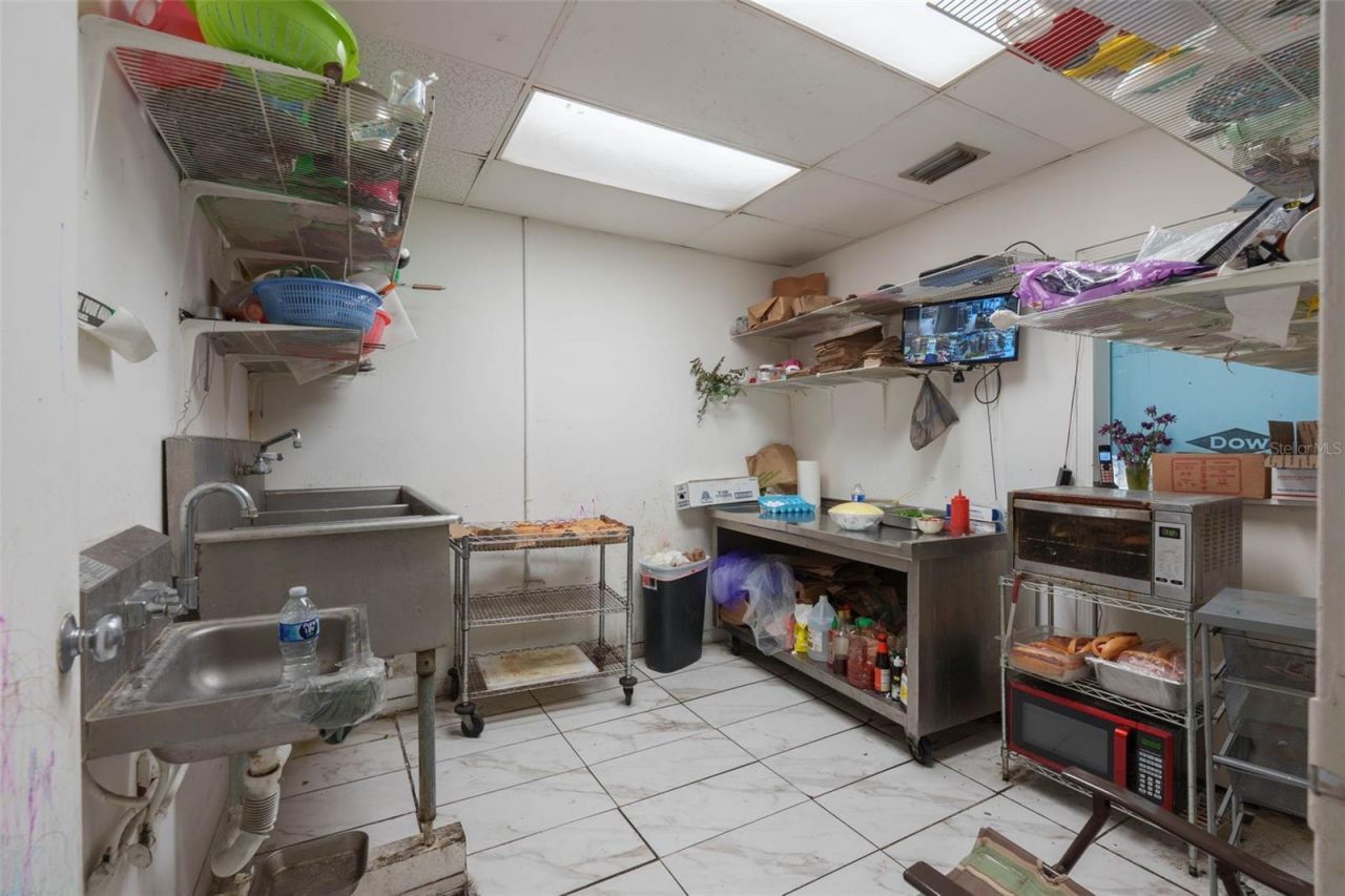 8202 N Armenia Avenue, Tampa, FL 33604 Photo