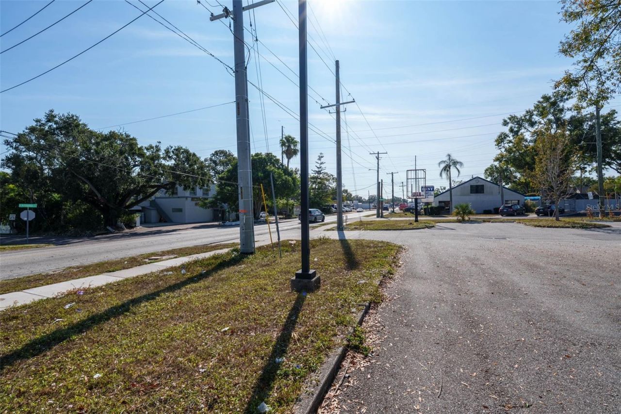 8202 N Armenia Avenue, Tampa, FL 33604 Photo