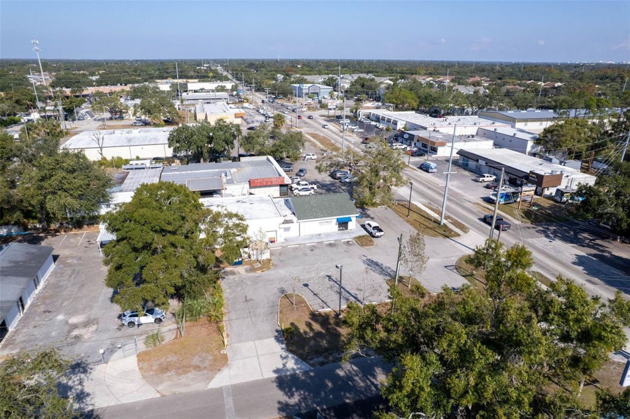 8202 N Armenia Avenue, Tampa, FL 33604 Photo