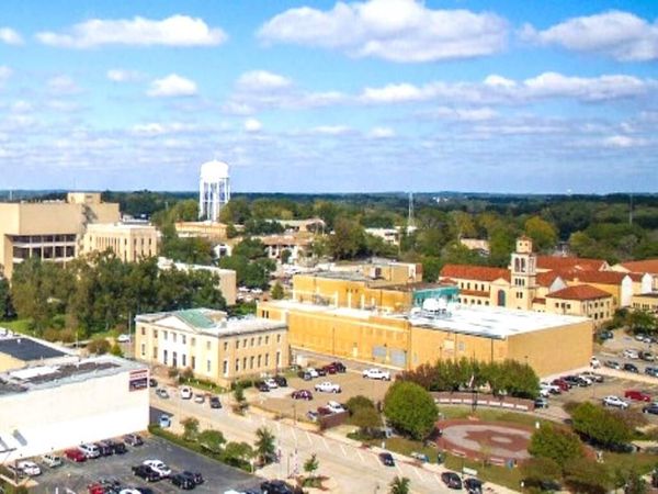 1121 Maple Street, Longview, TX 75602