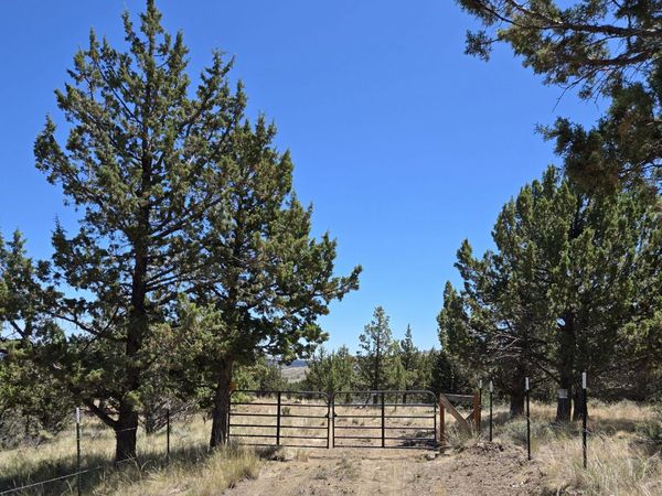 20102 Osprey Road, Unit 800, Prineville, OR 97754