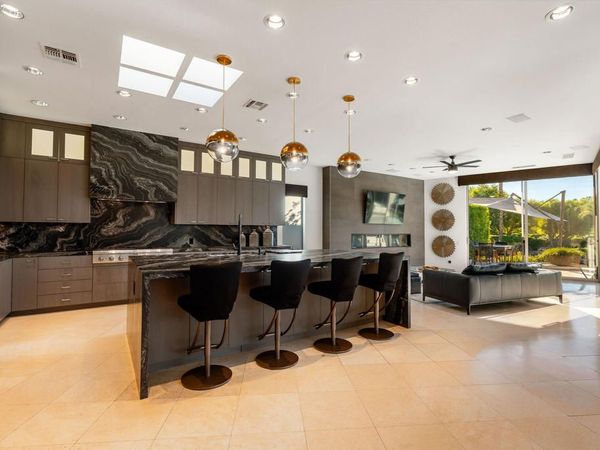 108 Waterford Circle, Rancho Mirage, CA 92270