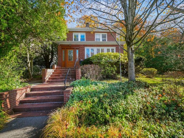 90 Rosedale Avenue, Hastings-on-Hudson, NY 10706