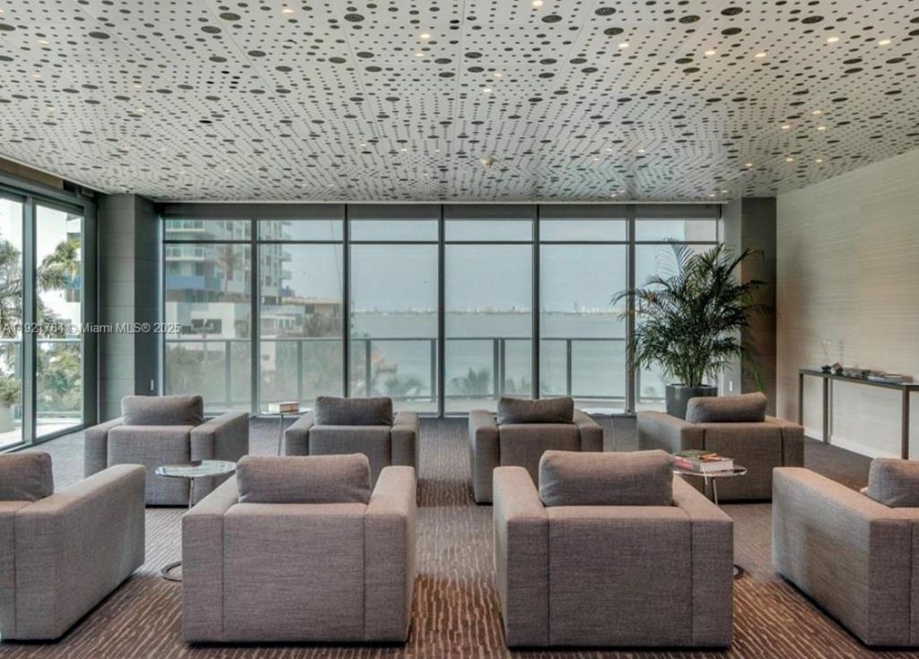 460 NE 28th St, Unit 2307, Miami, FL 33137 Photo