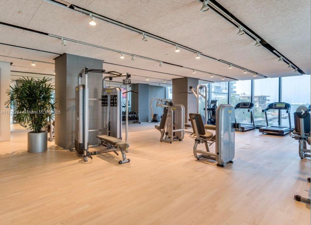 460 NE 28th St, Unit 2307, Miami, FL 33137 Photo