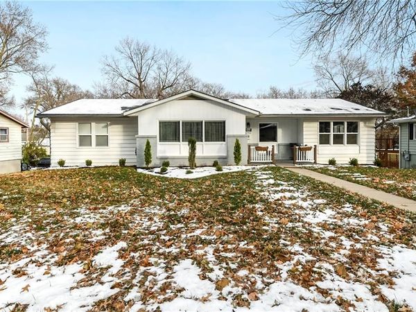 1809 Grand Avenue, Leavenworth, KS 66048