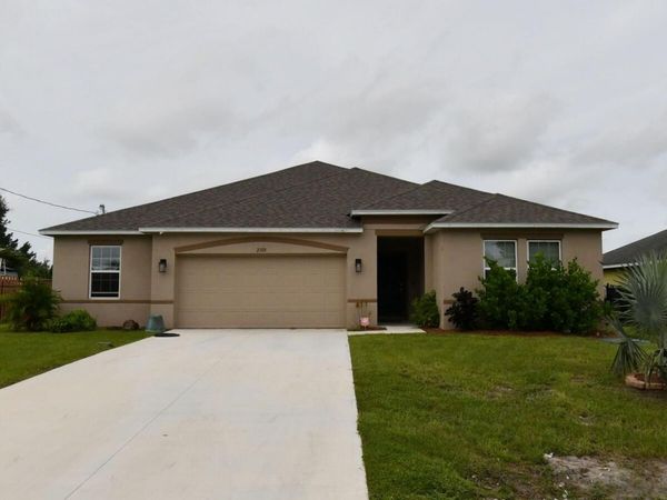2108 SW Monterrey Lane, Port Saint Lucie, FL 34953