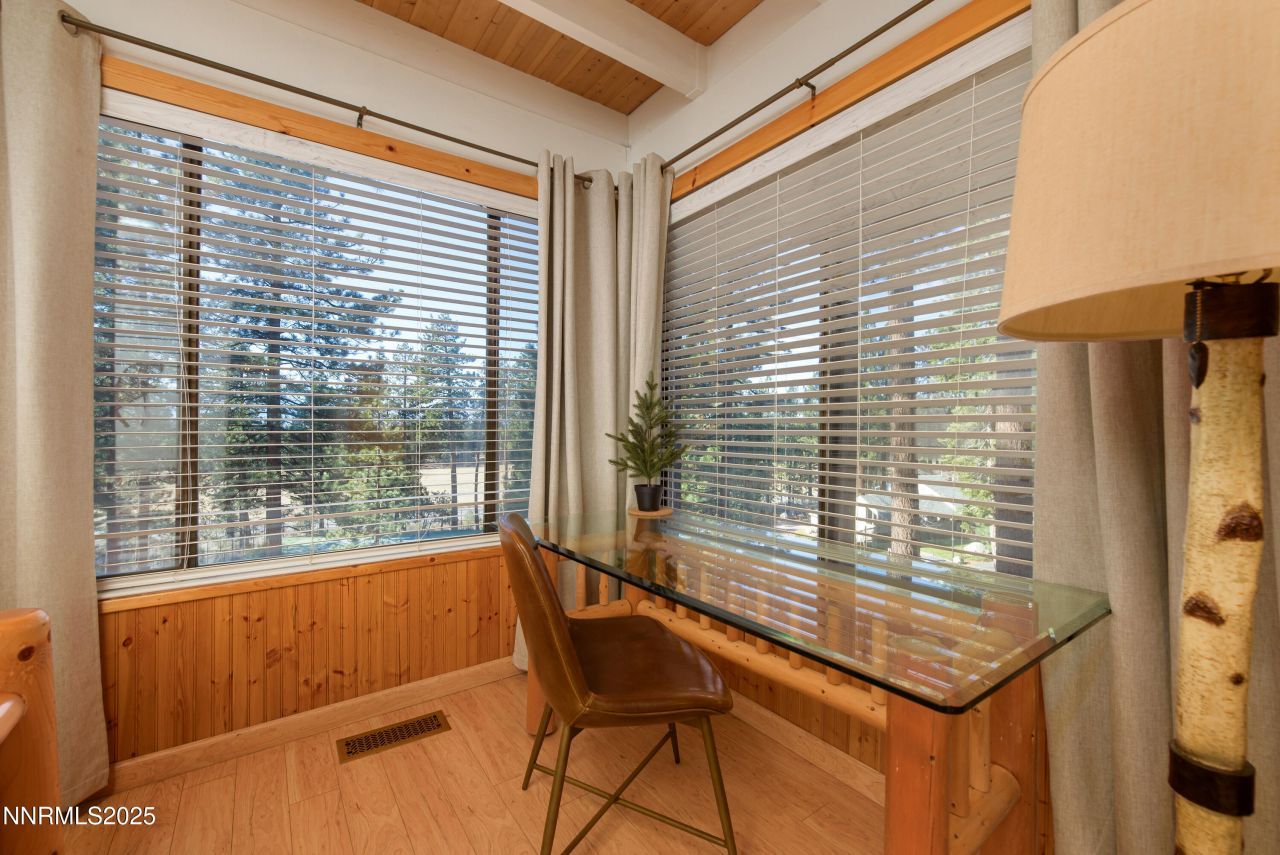 233 Clubhouse Circle, Stateline, NV 89449 Photo