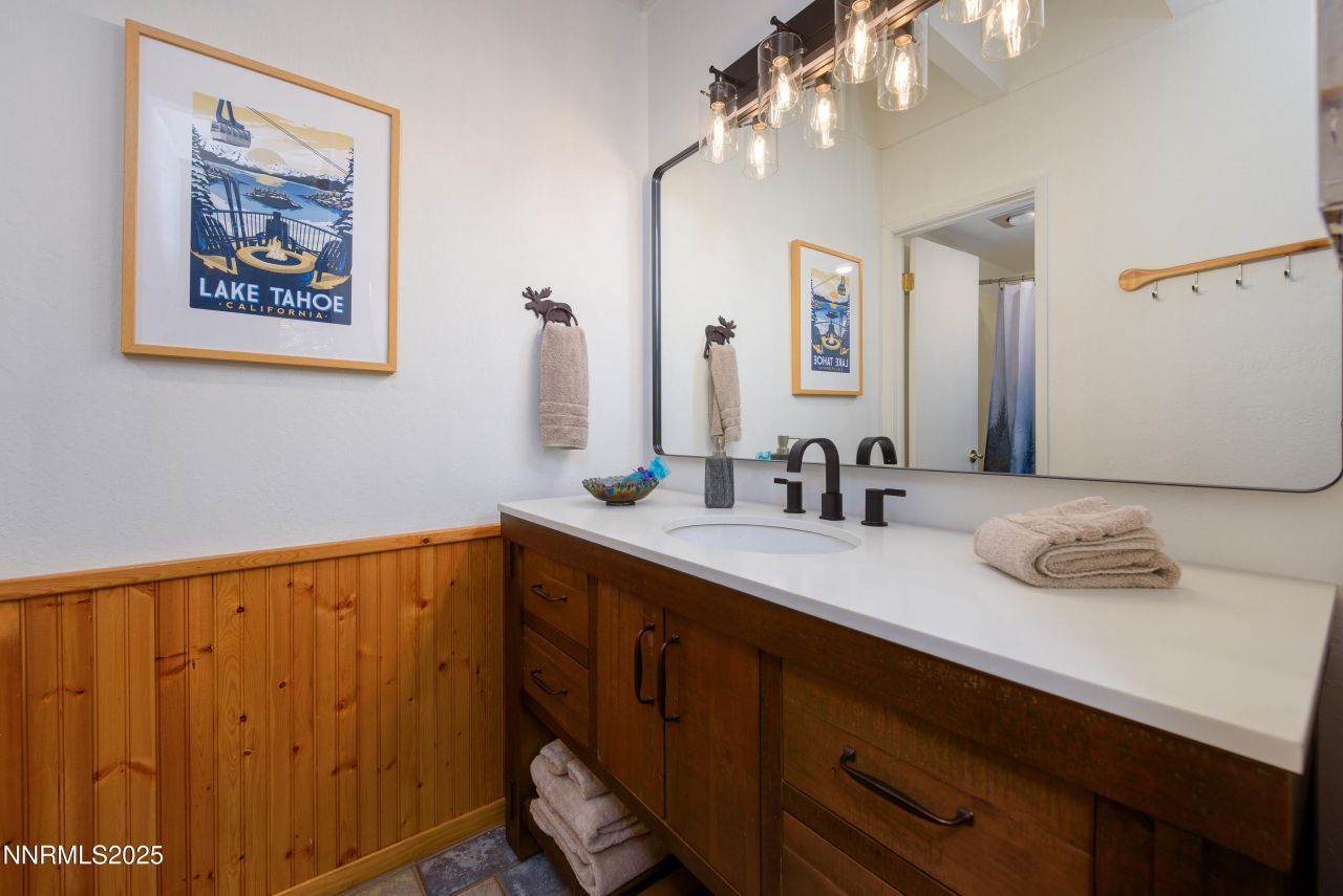 233 Clubhouse Circle, Stateline, NV 89449 Photo