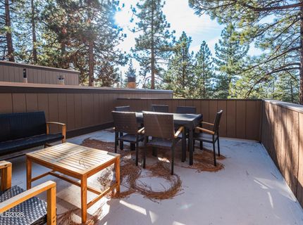 233 Clubhouse Circle, Stateline, NV 89449 Photo