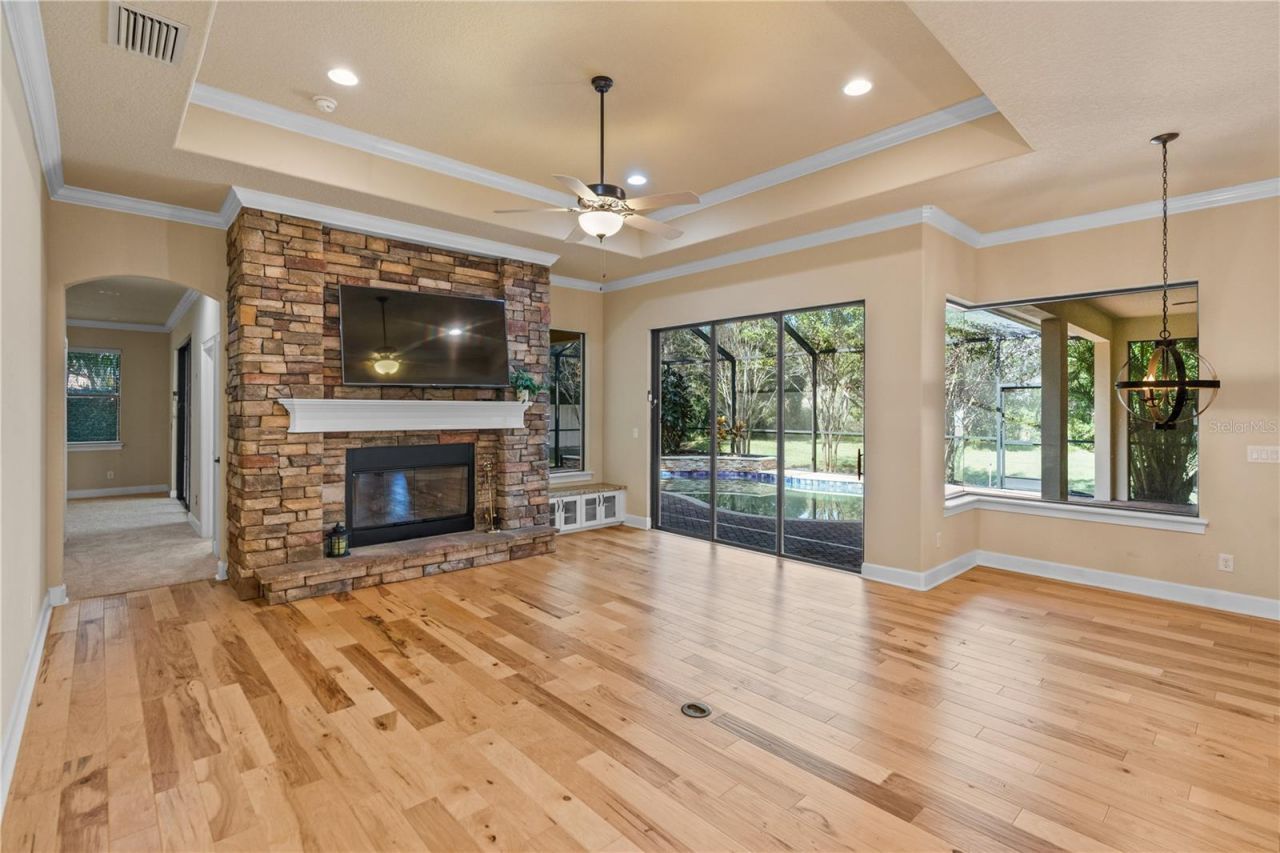 2166 Scarlet Oaks Street, Clearwater, FL 33759 Photo