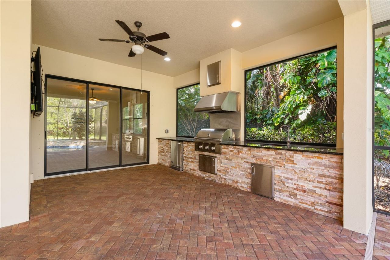 2166 Scarlet Oaks Street, Clearwater, FL 33759 Photo