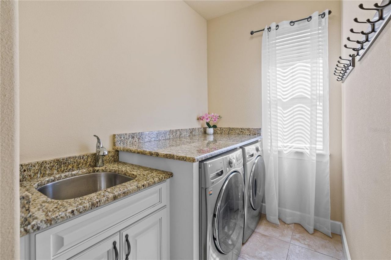 2166 Scarlet Oaks Street, Clearwater, FL 33759 Photo