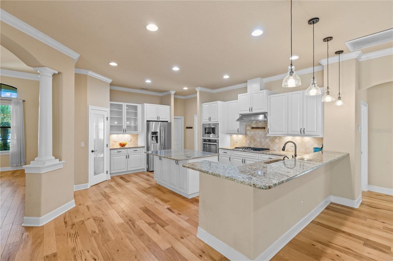 2166 Scarlet Oaks Street, Clearwater, FL 33759 Photo