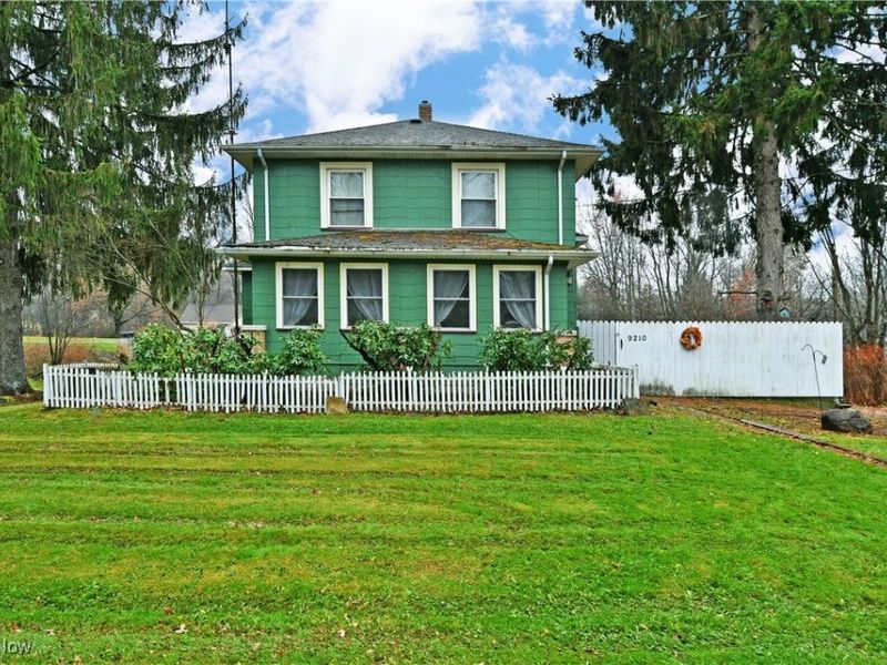 9210 Howland Springs Road SE, Howland, OH 44484 Photo 1