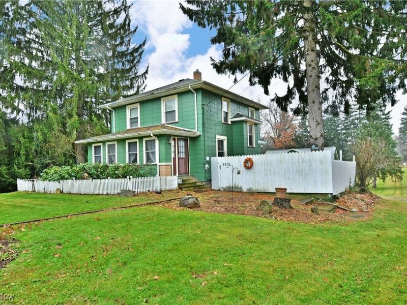 9210 Howland Springs Road SE, Howland, OH 44484 Photo 2