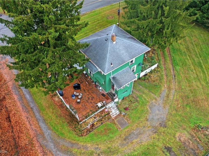 9210 Howland Springs Road SE, Howland, OH 44484 Photo 6