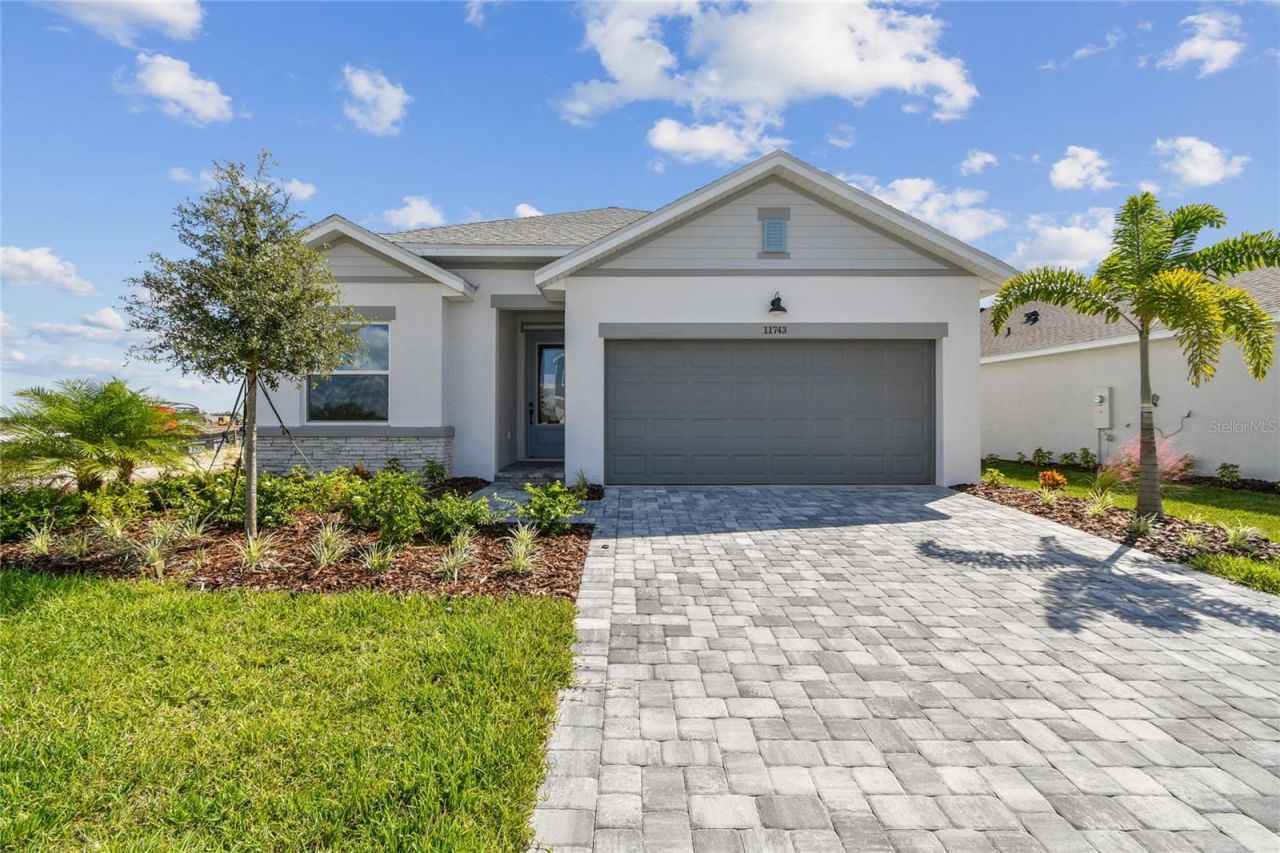11743 Full Moon Loop, Parrish, FL 34219 Main Photo
