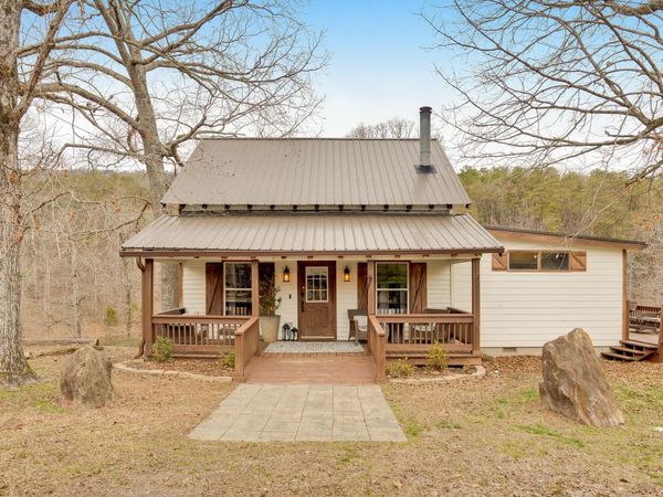 562 Lakeview Drive, Rising Fawn, GA 30738