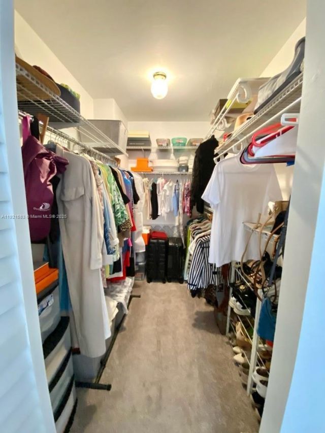 800 Parkview Dr, Unit 726, Hallandale Beach, FL 33009 Photo