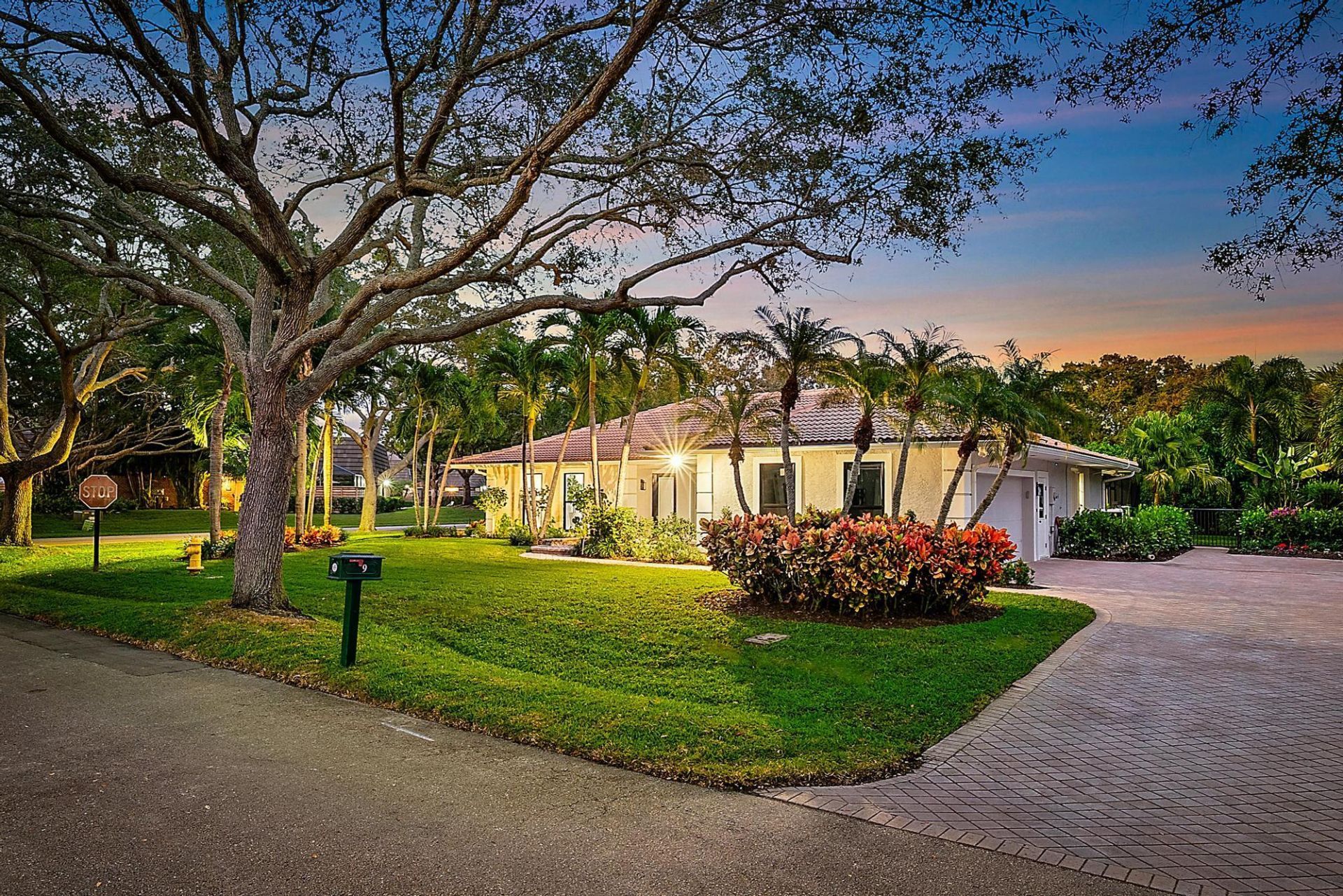 9 Old Fence Road, Palm Beach Gardens, FL 33418 Photo