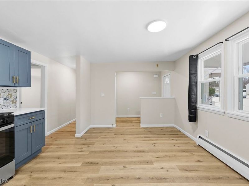 8 Shawondassee Drive, Timberlake, OH 44095 Photo 14