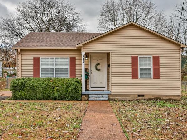 317 S Mccombs St, Martin, TN 38237