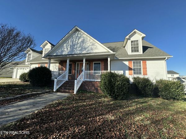 5561 Nashville Hwy, Baxter, TN 38544