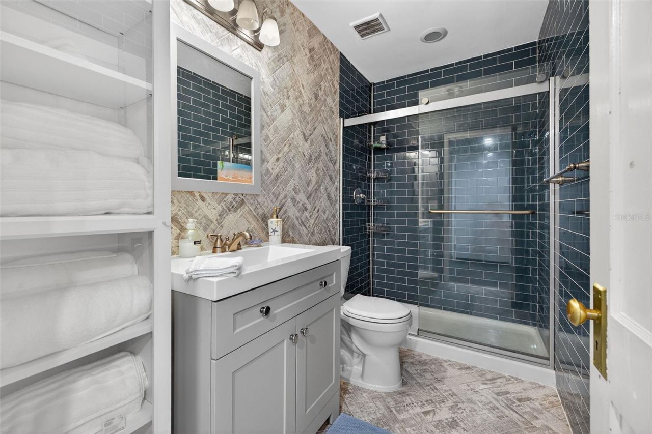 531 16th Street S, Saint Petersburg, FL 33705 Photo