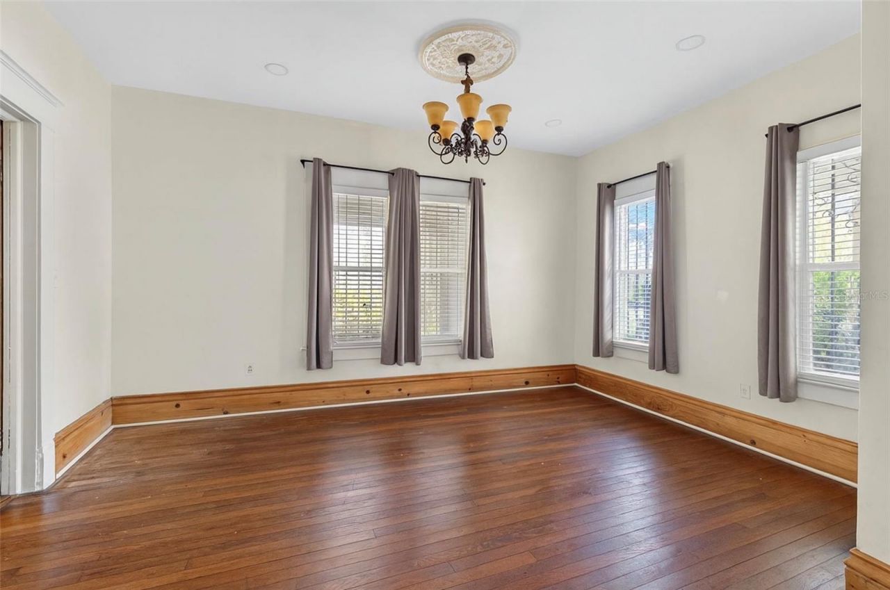 531 16th Street S, Saint Petersburg, FL 33705 Photo