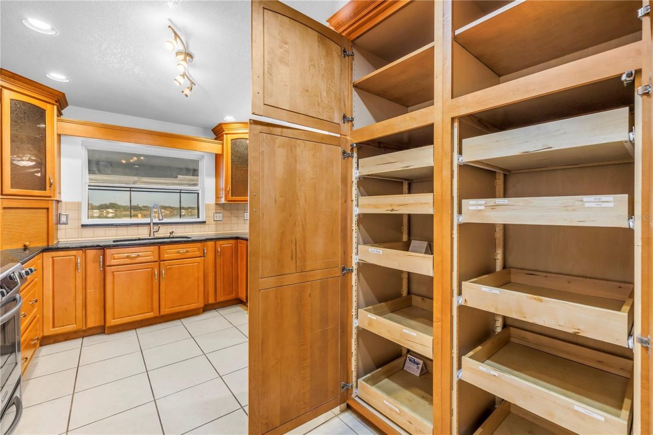 11126 Harborside Drive, Largo, FL 33773 Photo