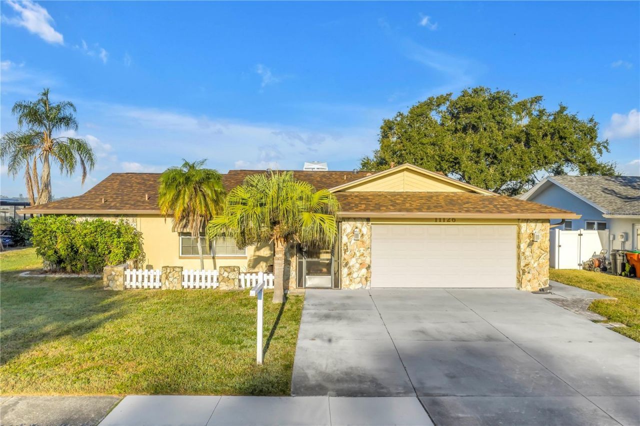 11126 Harborside Drive, Largo, FL 33773 Photo