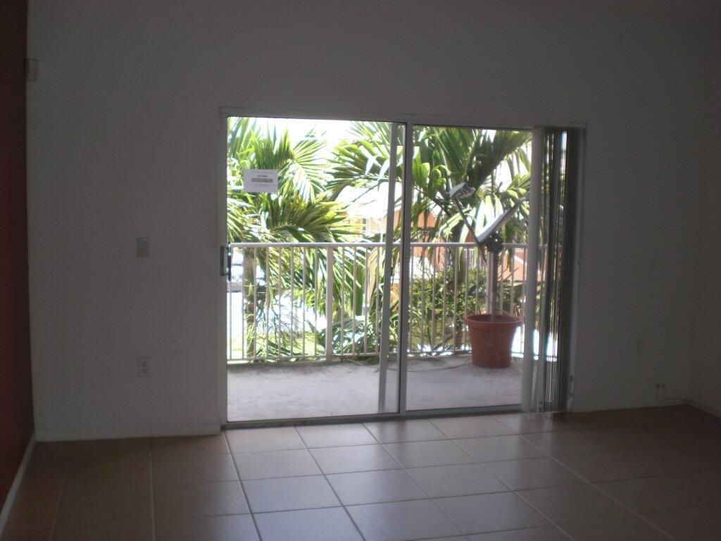 6936 SW 39 Street, Unit 304d, Davie, FL 33314 Photo