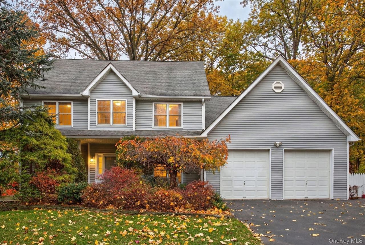 9 Exeter Circle, Beacon, NY 12508 Main Photo