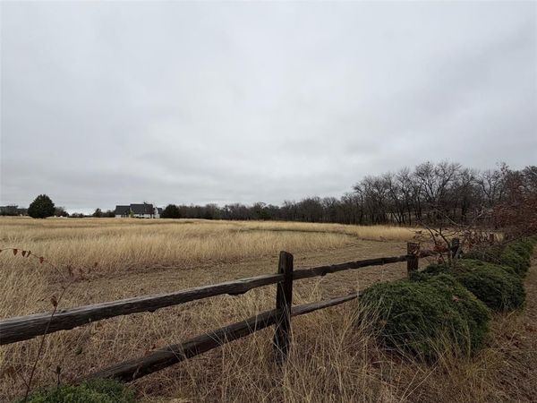 20 Golf Walk Circle, Denison, TX 75020