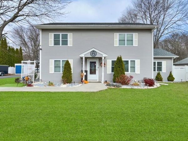 190 Mill St, Agawam, MA 01001