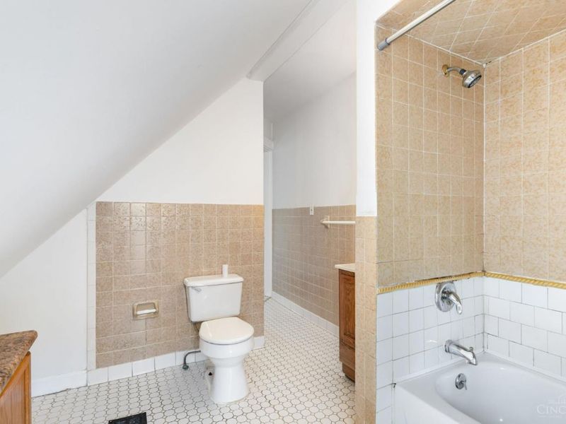 5123 Glenshade Avenue, Cincinnati, OH 45227 Photo 14