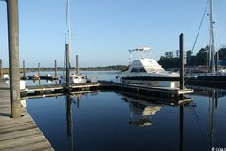 Slip 73 Friendfield Marina  photo 4