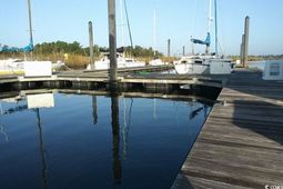 Slip 73 Friendfield Marina  photo 4