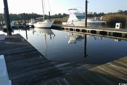 Slip 73 Friendfield Marina  photo 4