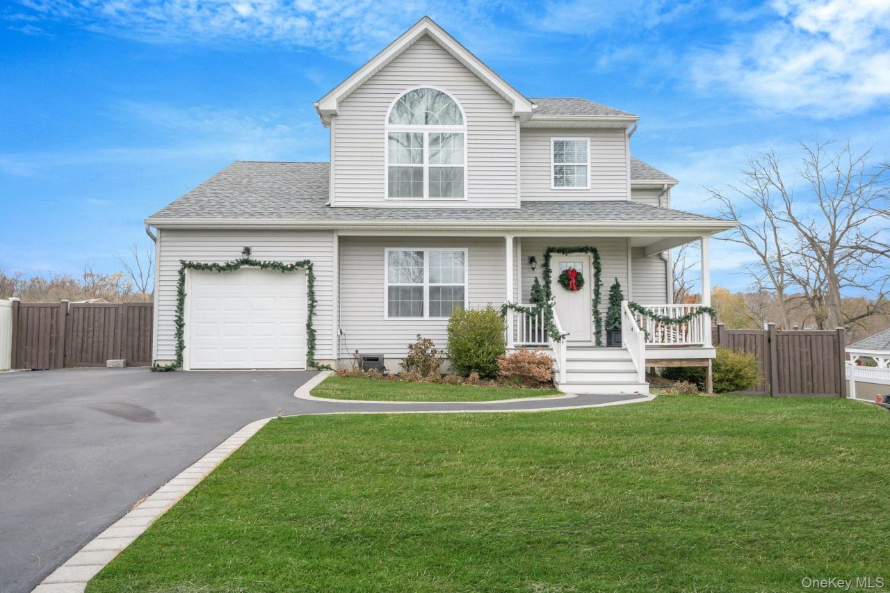 66 Locust Drive, Kings Park, NY 11754 Main Photo