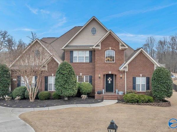 18971 Wentworth Drive, Athens, AL 35613