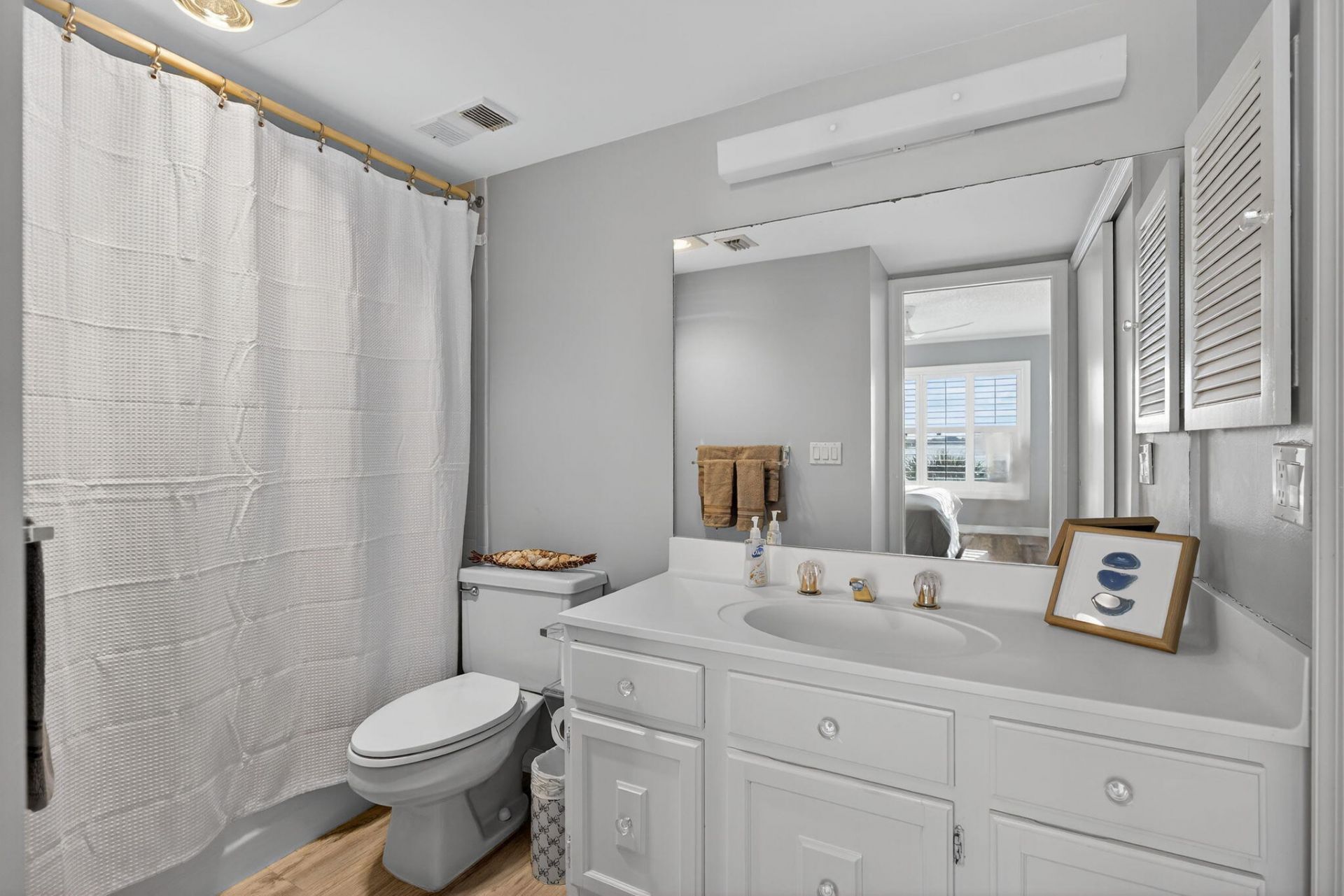 390 NE Edgewater Drive, Unit 403, Stuart, FL 34996 Photo