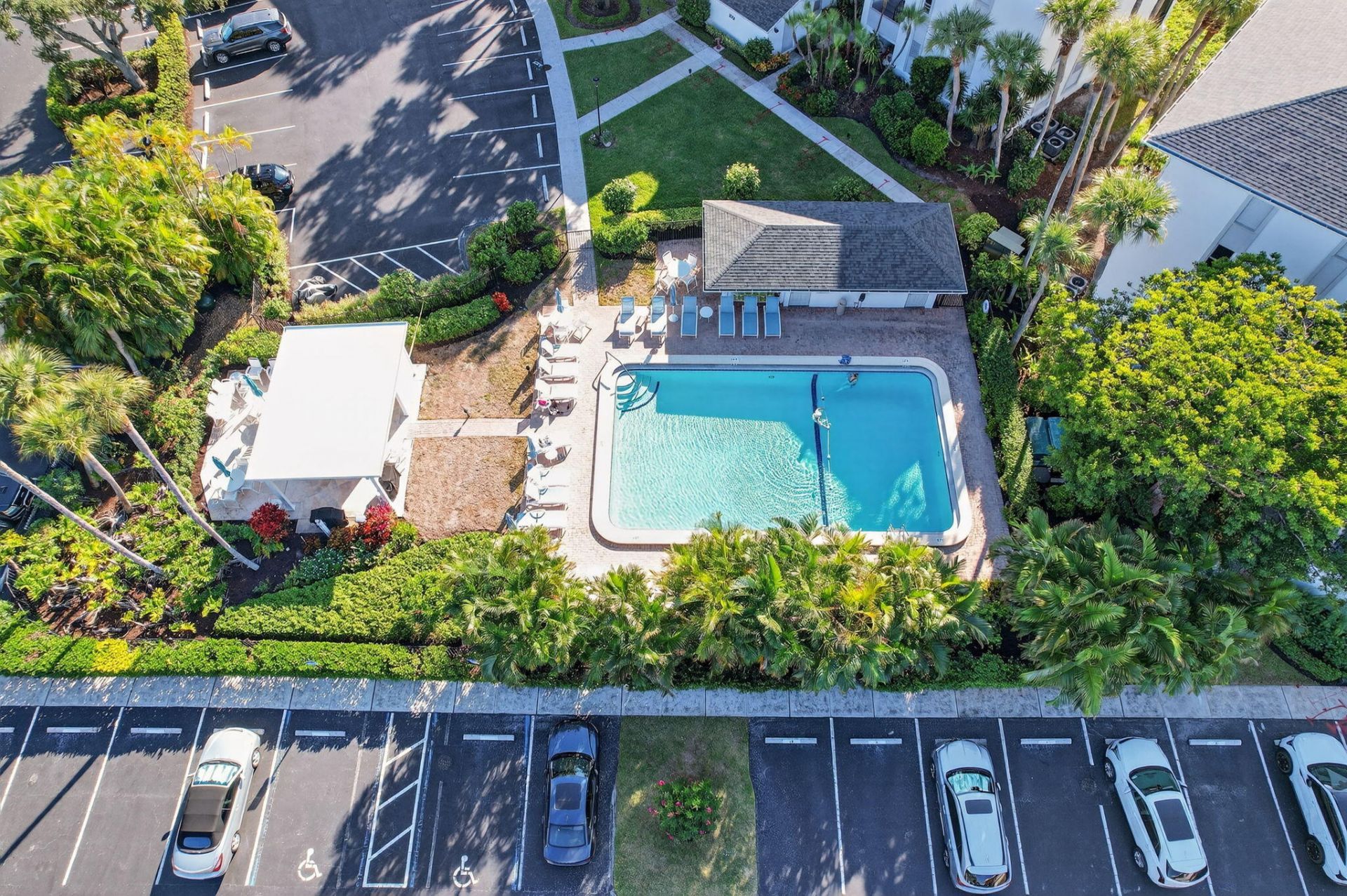 390 NE Edgewater Drive, Unit 403, Stuart, FL 34996 Photo