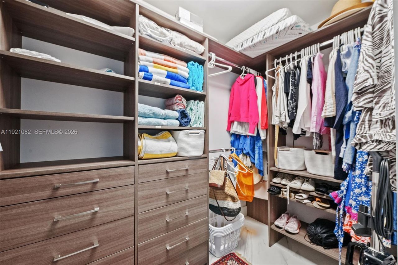 1080 Brickell Ave, Unit 2506, Miami, FL 33131 Photo