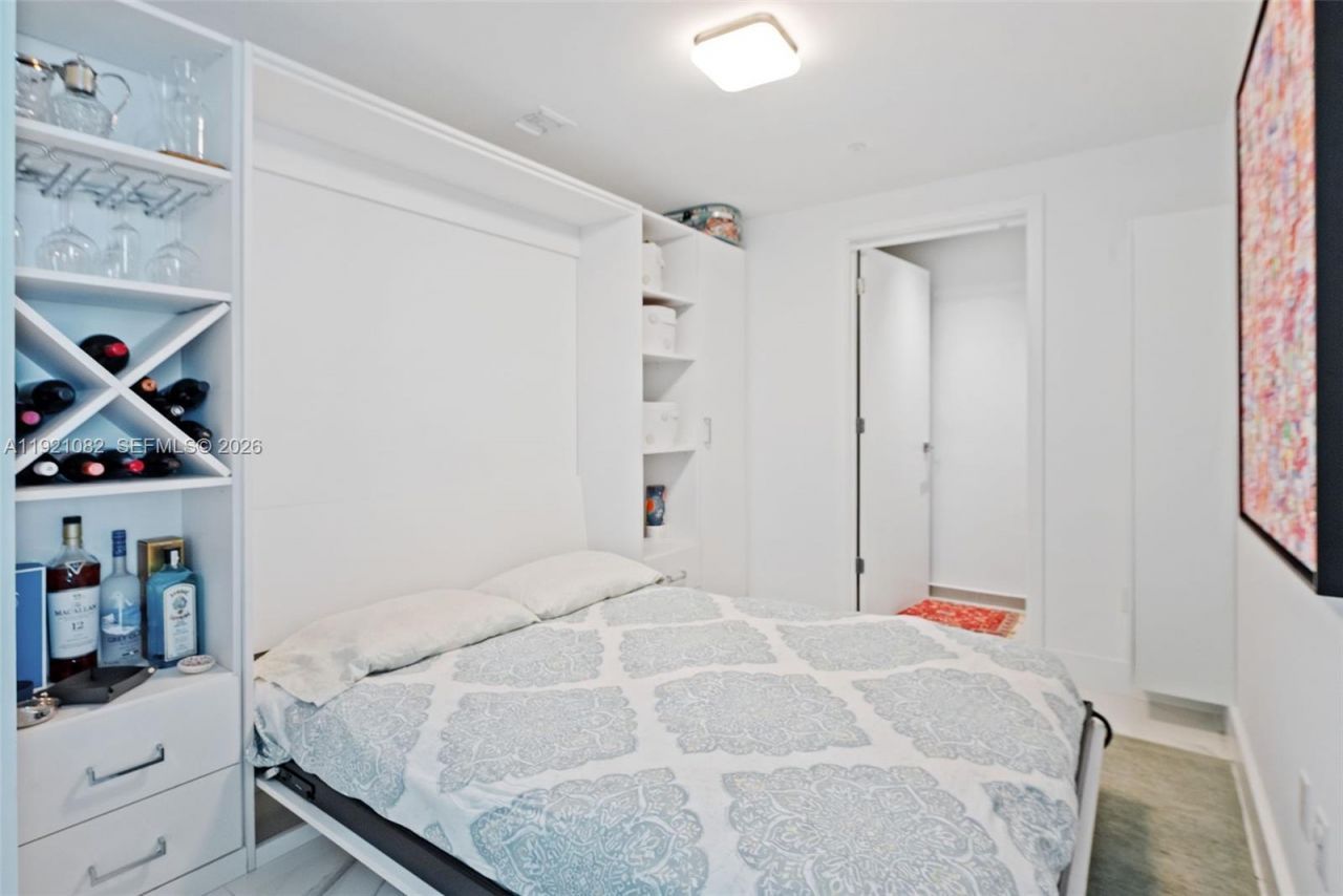 1080 Brickell Ave, Unit 2506, Miami, FL 33131 Photo