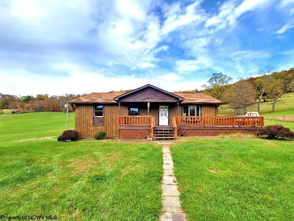 1075 Batton Hollow Road, Mount Clare, WV 26408